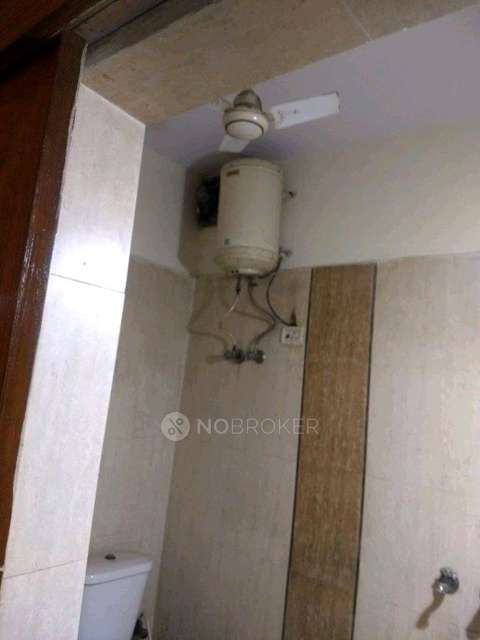 2 BHK Flat For Sale  In  Lajpat Nagar 4