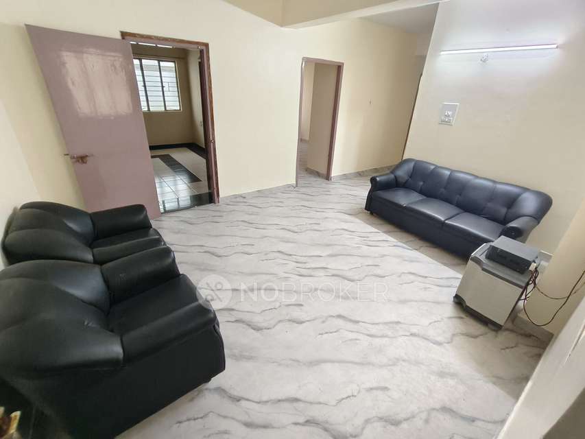 3 BHK Flat In Giri Apartments for Rent  In Jp Nagar 