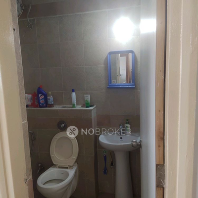 1 RK Flat In Amanora Metro Tower for Rent  In Amanora Park Town, Hadapsar