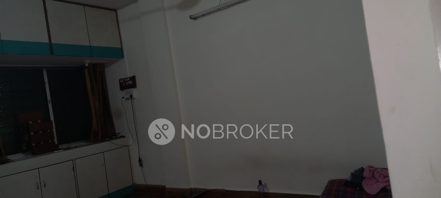 Shared Room for Female In 1 RK  In Kothrud In Left Bhusari Colony