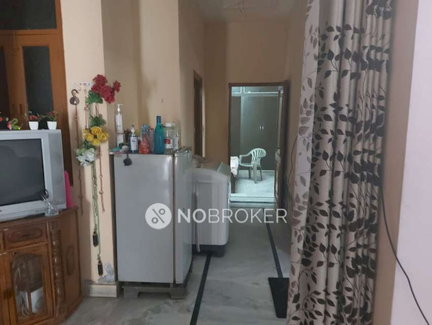 2 BHK Flat In Standalone  Building For Sale  In Tagore Garden Extension