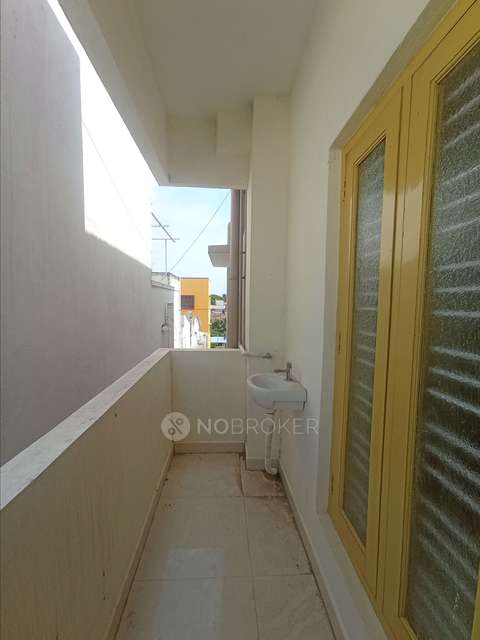 2 BHK Flat In Ambharam For Sale  In Retteri