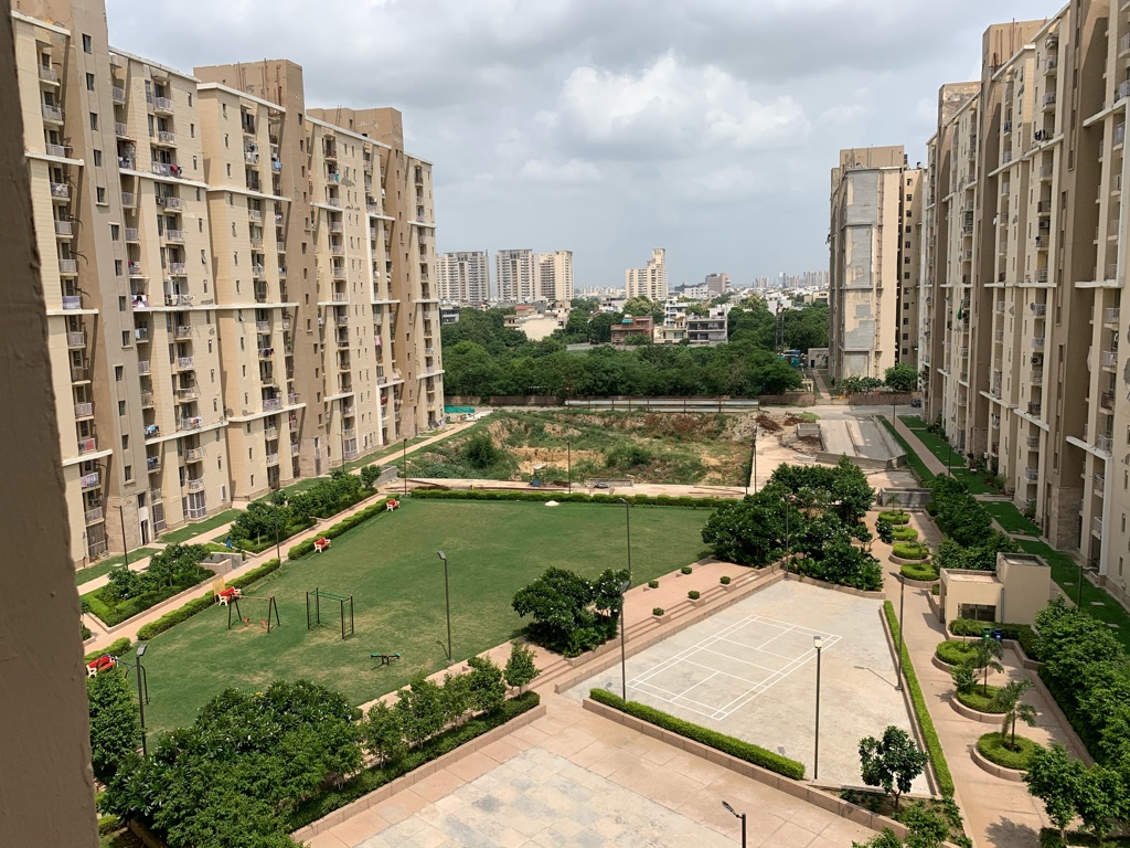 Unitech Uniworld Garden 2