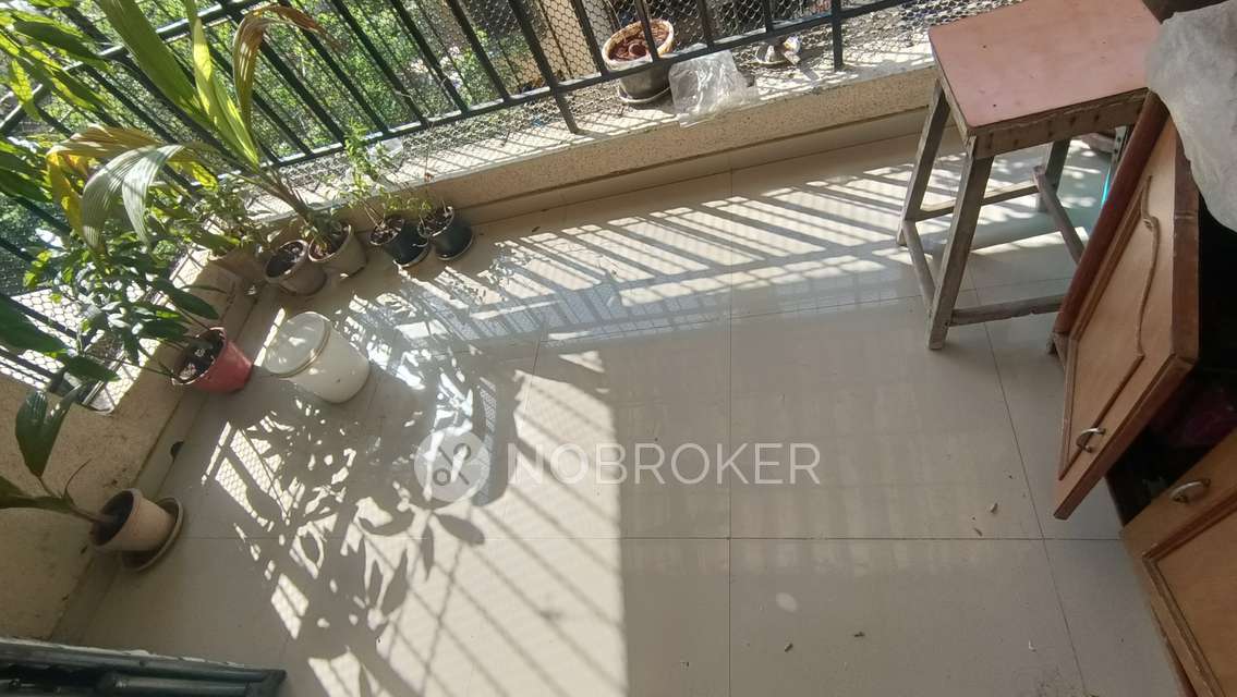 1 BHK Flat In Gayatri -m1 Building For Sale  In Lokgram