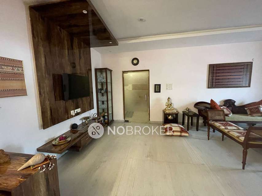 3 BHK Flat In Theme Indralok Complex For Sale  In Banjara Hills