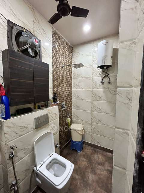 4 BHK Flat In Ek Jot Apartment For Sale  In Pitampura