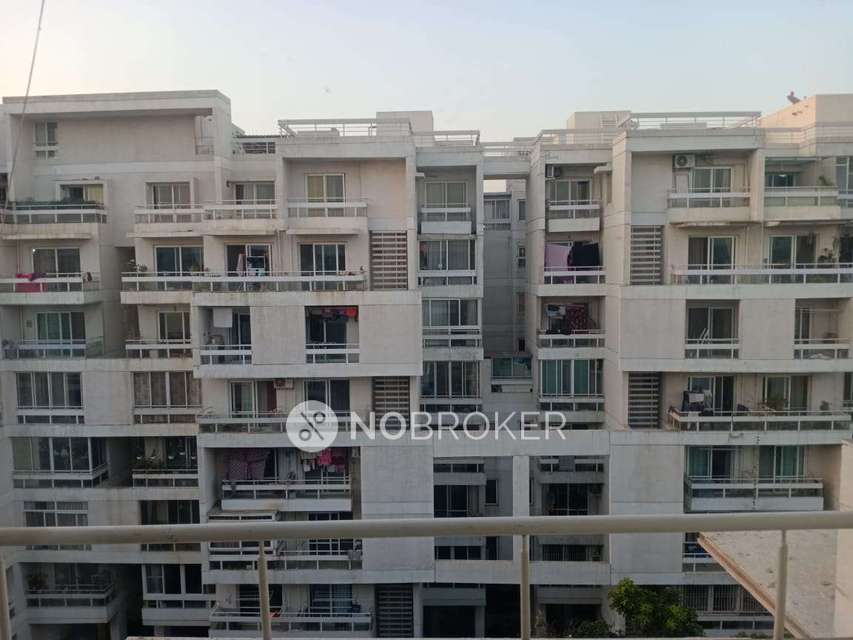 3 BHK Flat In Rohan Jharoka for Rent  In Rohan Jharoka