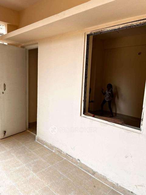 2 BHK Flat In Mig Chitrapuri Hills For Sale  In Manikonda