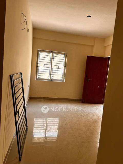 2 BHK Flat In Mig Chitrapuri Hills For Sale  In Manikonda