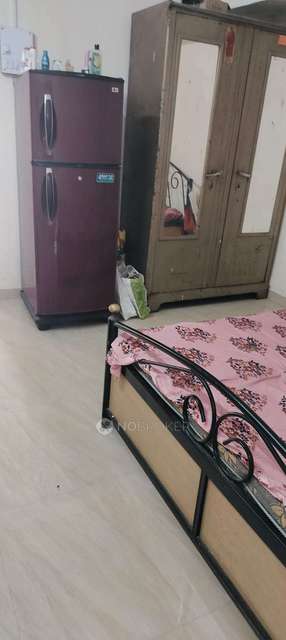 1 BHK Flat In Builder Floor for Rent  In Ghorpadi