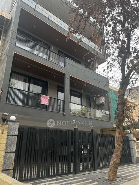 3 BHK Flat For Sale  In Sector 14