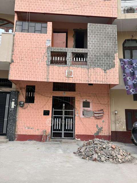 1 BHK House for Rent  In Sector 11