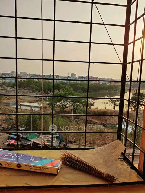 3 BHK Flat In Dhanish Lake View For Sale  In Kukatpally