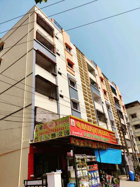 3 BHK Flat In Dhanish Lake View For Sale  In Kukatpally