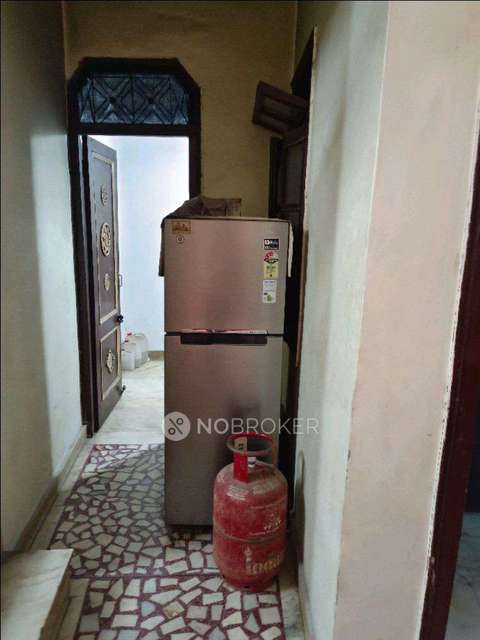 Shared Room for Male In 3 BHK  In Patel Nagar