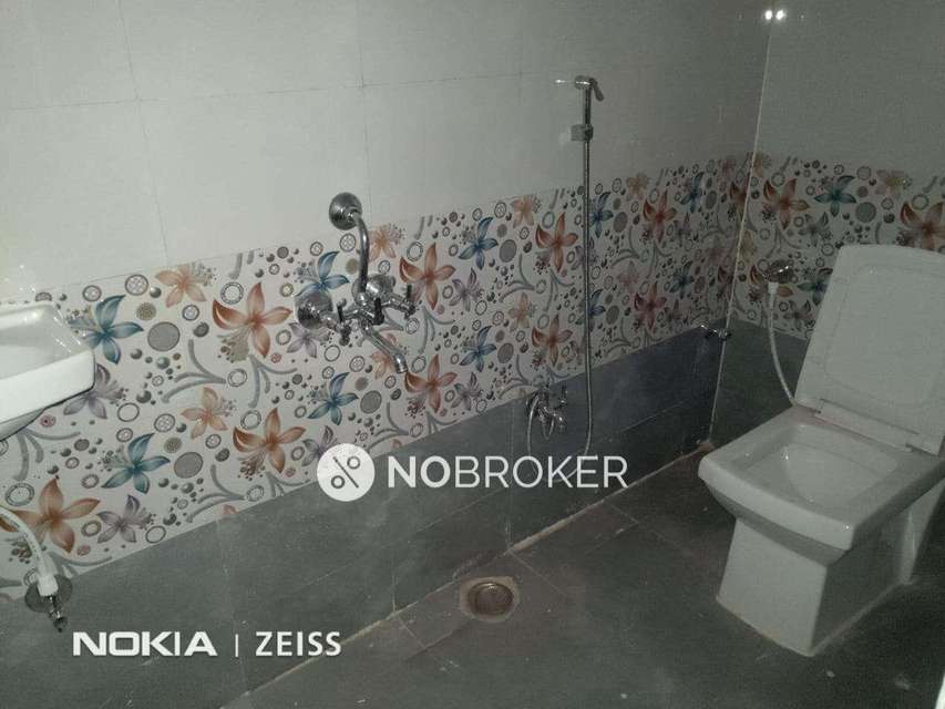 2 BHK Flat In Shanka Chakra Residency. For Sale  In Padmarao Nagar