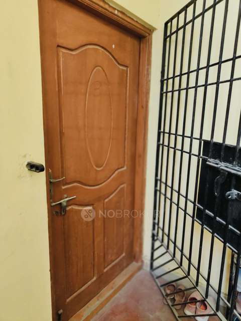 3 BHK Flat In Krishna Kalpa Apartment  For Sale  In Manapakkam