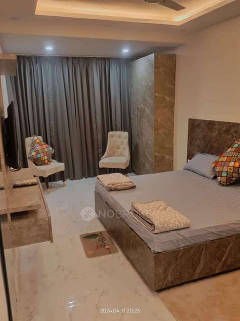 PG for Boys in Sector 28