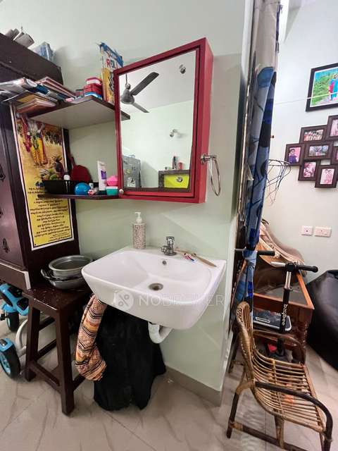 2 BHK Flat In Cc Emperor House For Sale  In 25a, Mgr Nagar, Nesapakkam, Chennai, Tamil Nadu 600074, India