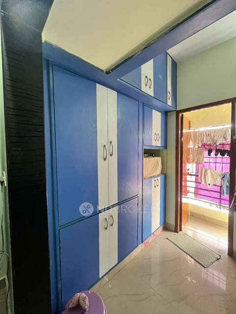 2 BHK Flat In Cc Emperor House For Sale  In 25a, Mgr Nagar, Nesapakkam, Chennai, Tamil Nadu 600074, India