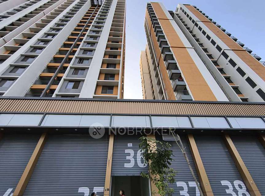 Shop in Vision Aristo, Pune for Rent 