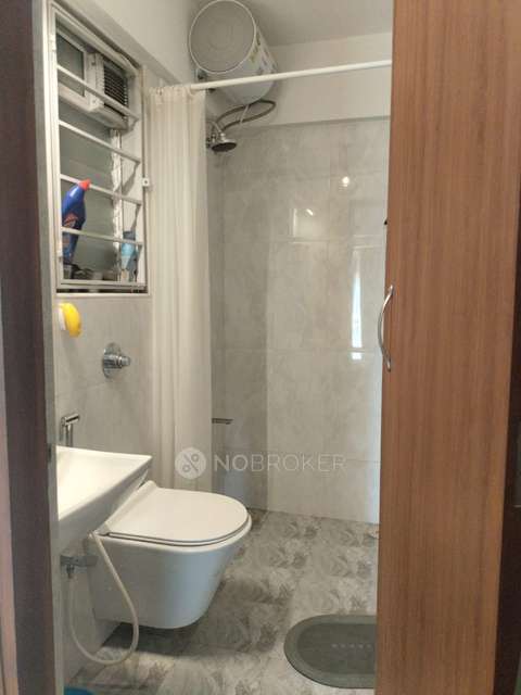 2 BHK Flat In Romell Amore For Sale  In  Andheri West