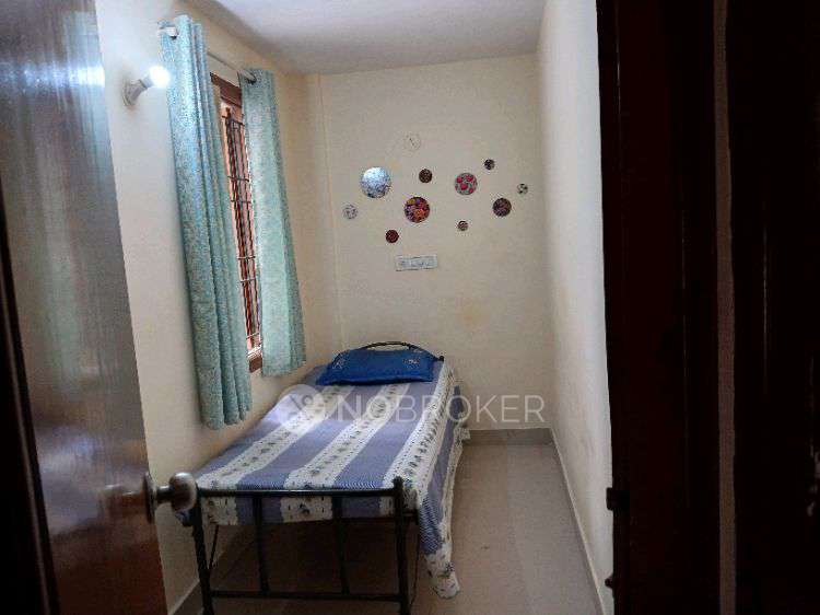 PG for Anyone in Rajashree Layout Main Road