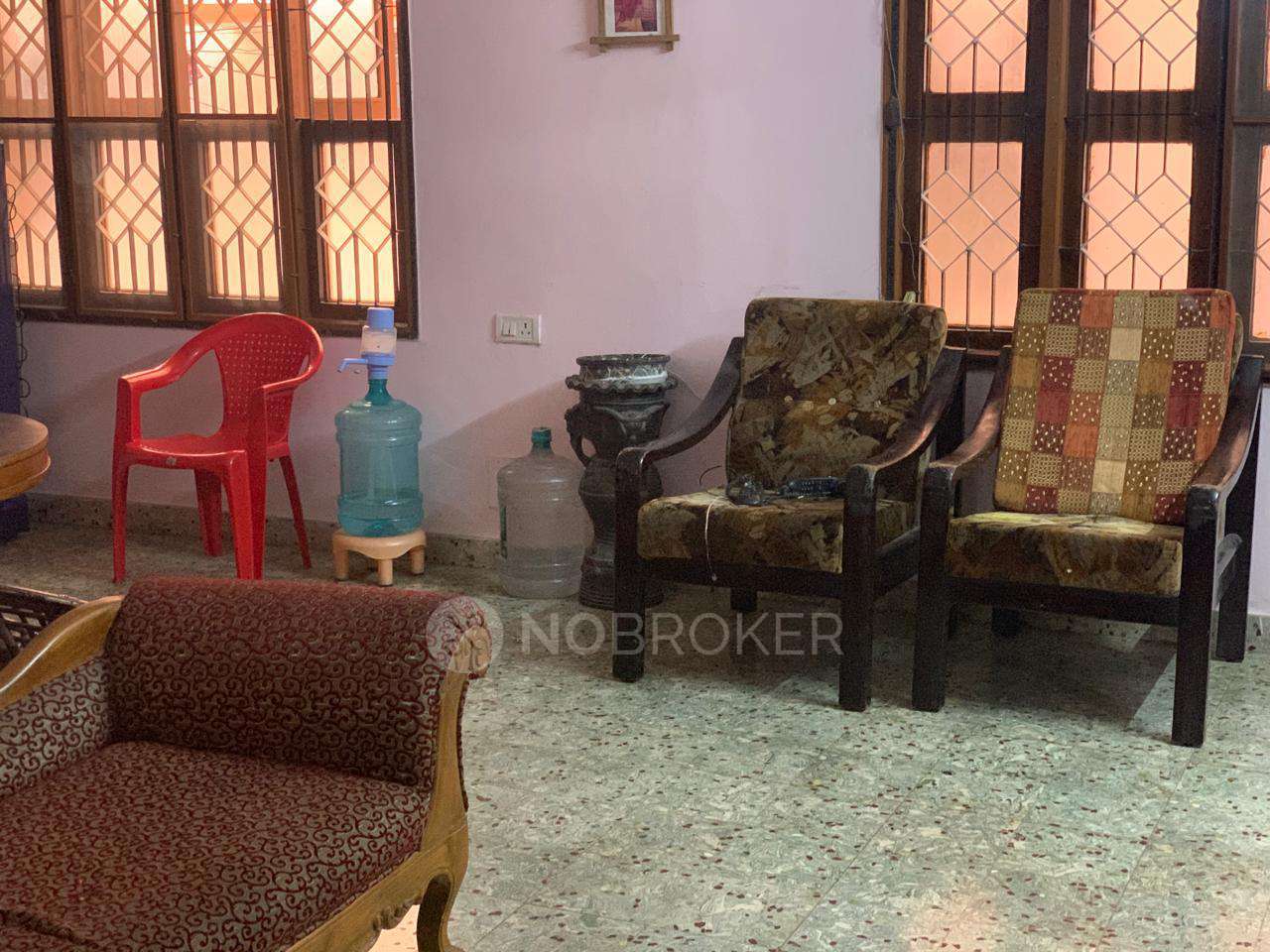 Independent House Adyar Rent WITHOUT BROKERAGE Semifurnished 3 BHK