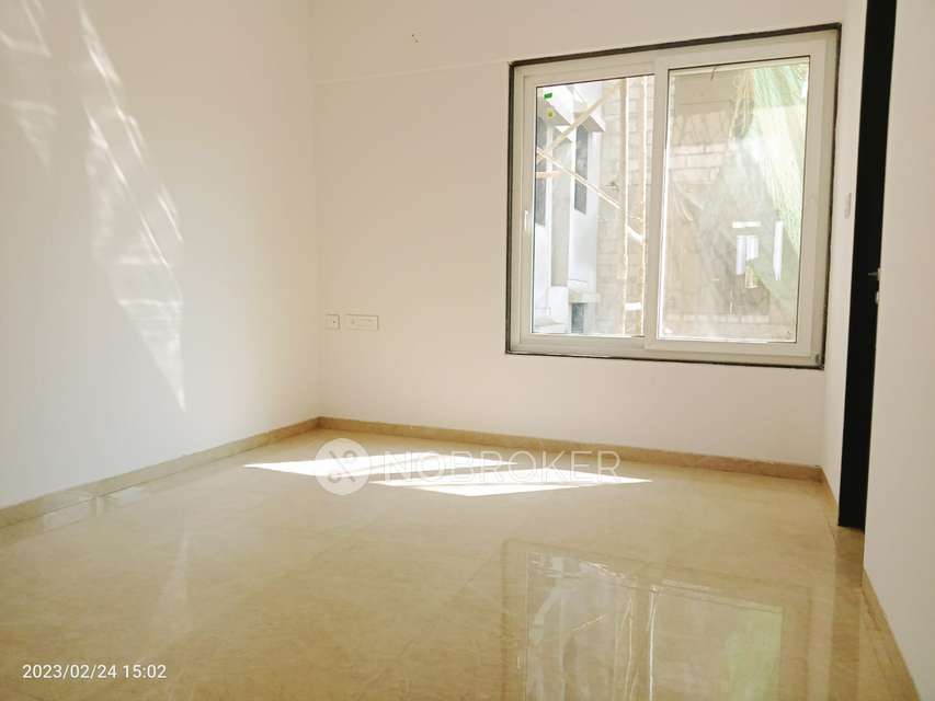 2 BHK Flat In Kohinoor Presidentia For Sale  In Ghorpadi