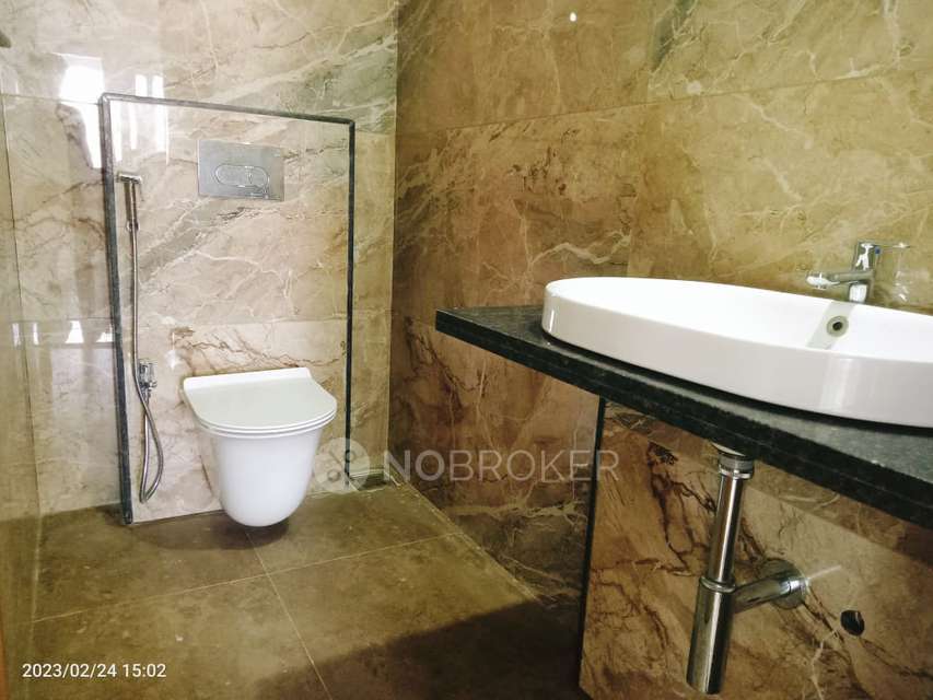 2 BHK Flat In Kohinoor Presidentia For Sale  In Ghorpadi