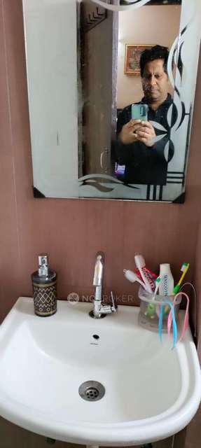 2 BHK Flat In Srs Pearl Heights For Sale  In Sector 87