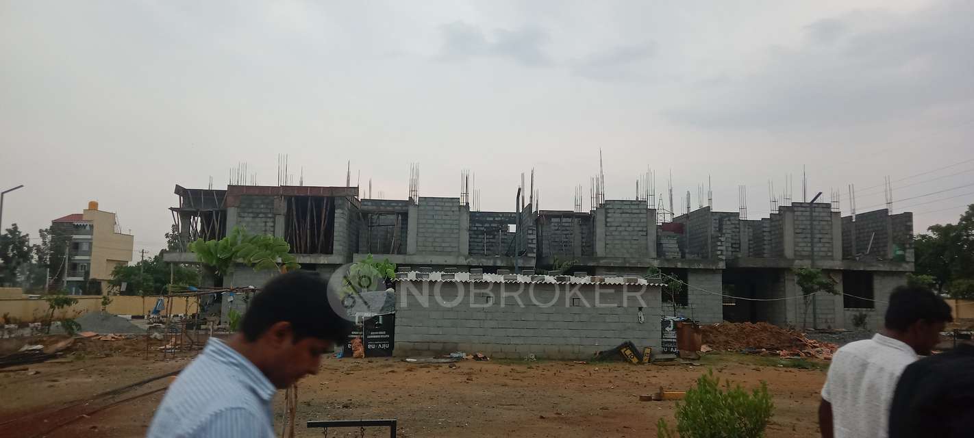 Plot For Sale  In Royal Elegant Ventures  In Begur