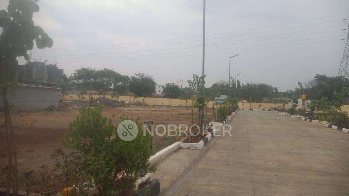 Plot For Sale  In Royal Elegant Ventures  In Begur