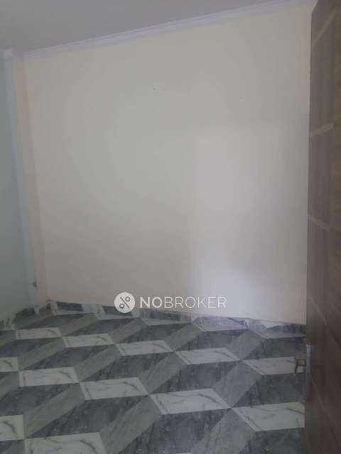 1 RK House for Rent  In Sector 105