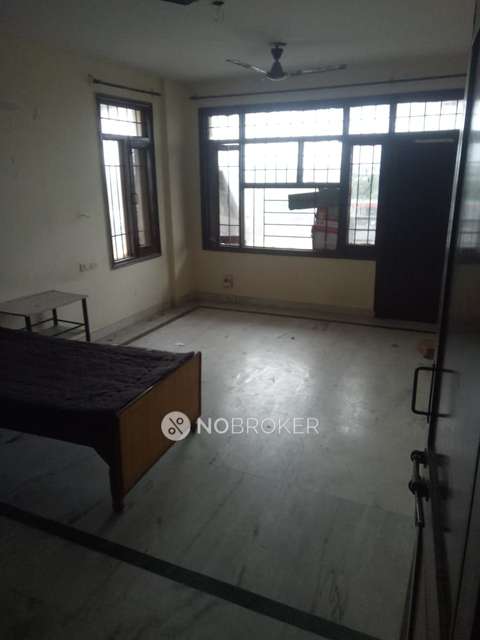Single Room for Female In 3 BHK  In Sidco Aravali In Sector-1