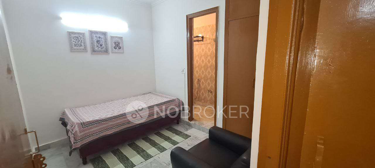 2 BHK Flat In Akash Ganga Apartment  For Sale  In Hamdard Nagar