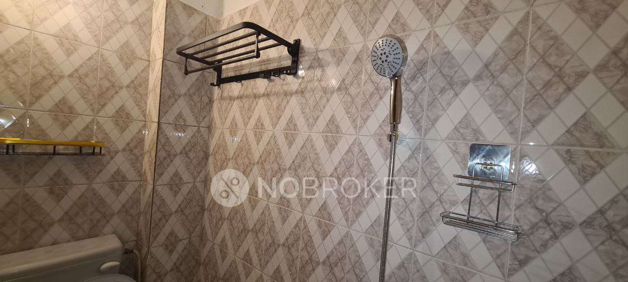 2 BHK Flat In Akash Ganga Apartment  For Sale  In Hamdard Nagar