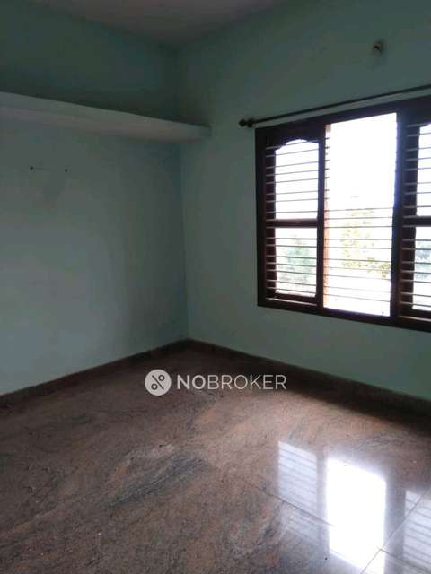 2 BHK Flat In Amman Building  for Rent  In Vidyaranyapura