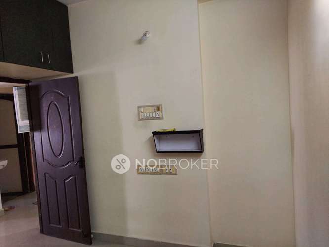 2 BHK Flat In Karpagambal Flats For Sale  In Kovilambakkam