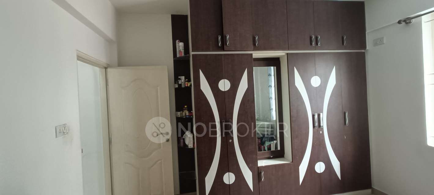 2 BHK Flat In Varun Lotus Apartments For Sale  In Singasandra