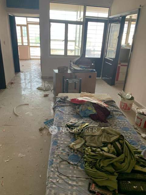 2 BHK Flat In Antriksh Greens Apartment For Sale  In Kaushambi