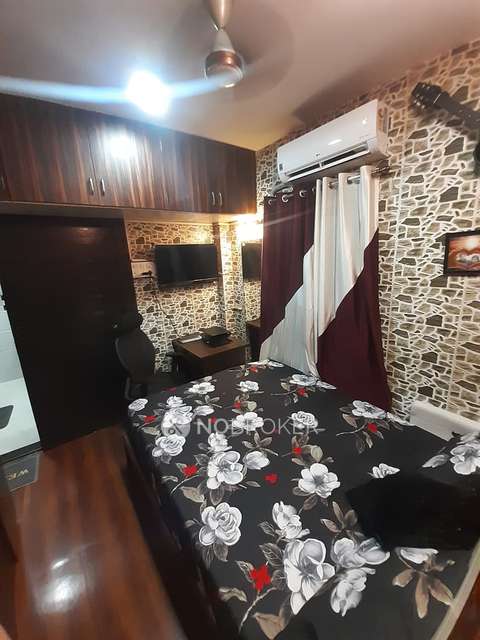 1 BHK Flat In Siddhivinayak Tower, Mumbai For Sale  In Siddhivinayak Tower