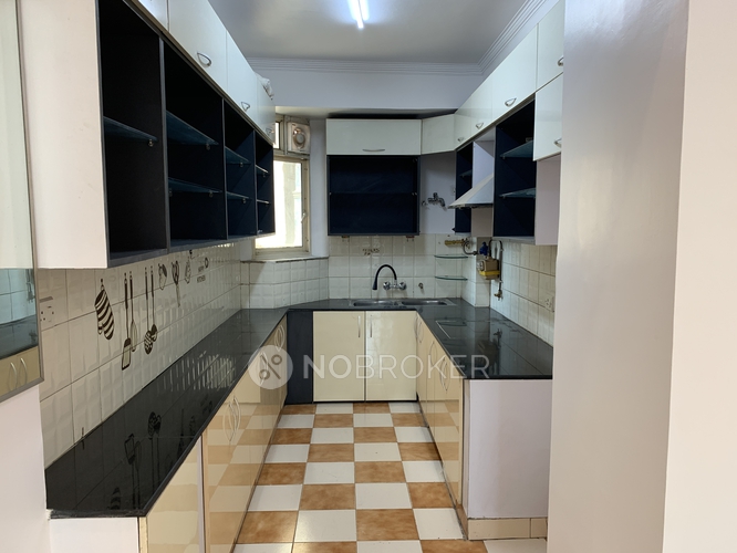 Nagina Apartments Golf Link Sector 54 Rent WITHOUT BROKERAGE Semi