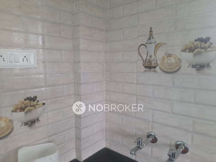 1 BHK Flat In Standalone Budling  for Rent  In Mundhwa