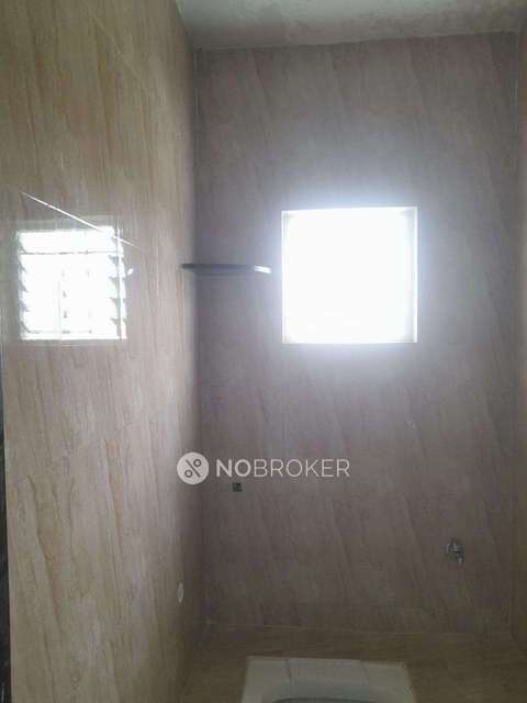 1 BHK Flat In Standalone Budling  for Rent  In Mundhwa