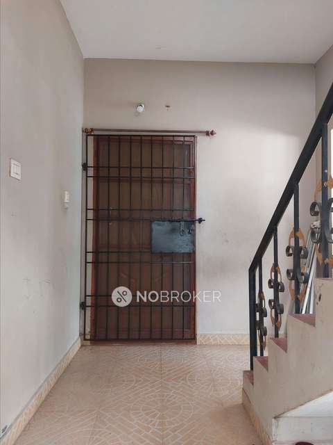 2 BHK Flat In Sri Janani Flats For Sale  In Vinod Garden