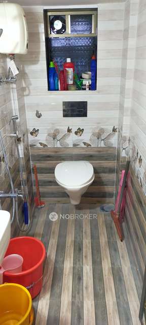 1 BHK Flat In Baba&#39;s Apartments For Sale  In Kurla