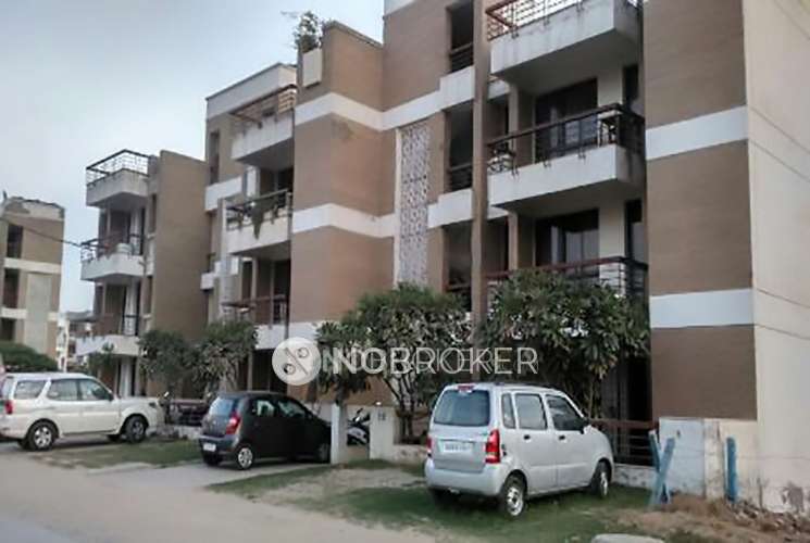 Uppal Southend Sector49 Rent WITHOUT BROKERAGE Semifurnished 3 BHK