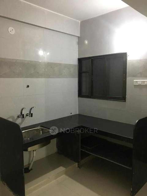 Single Room for Female In 1 BHK  In Kharadi