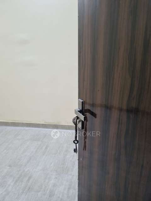 2 BHK Flat For Sale  In Mayur Vihar